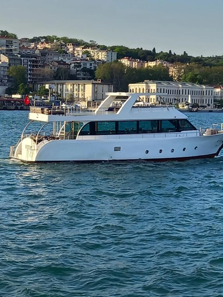Boğazda Mezuniyet Partisi