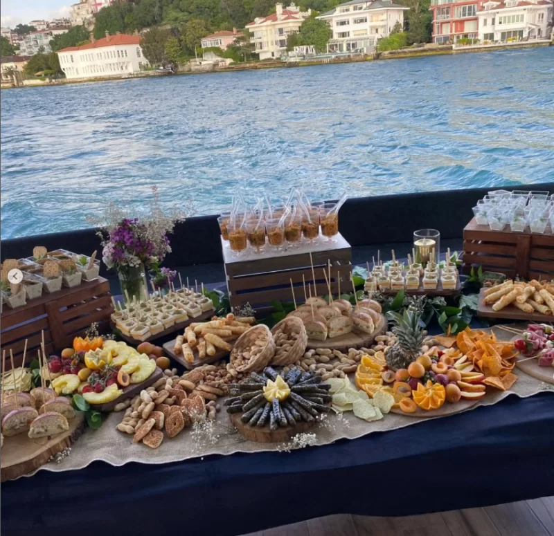 Boğazda Yemek  Turu