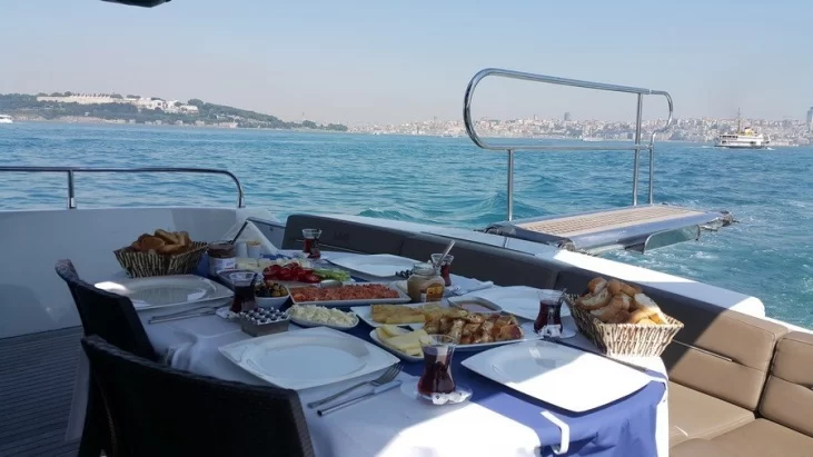 Boğazda Evlilik Teklifi